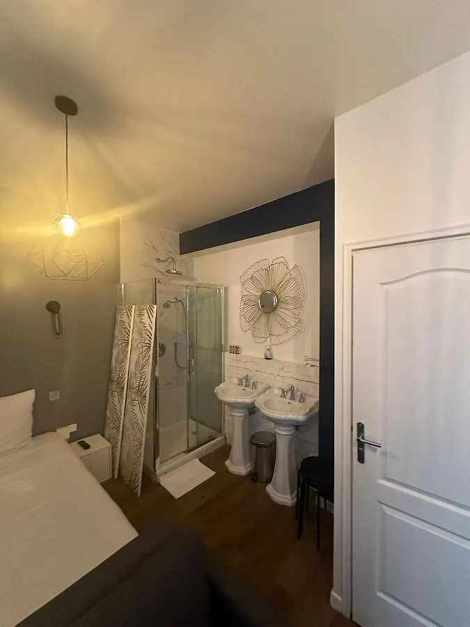 Super Location Meets Charming Studio -Ecole Militaries Champ De Mars - 7Th Arrondisment Apartment Paris France